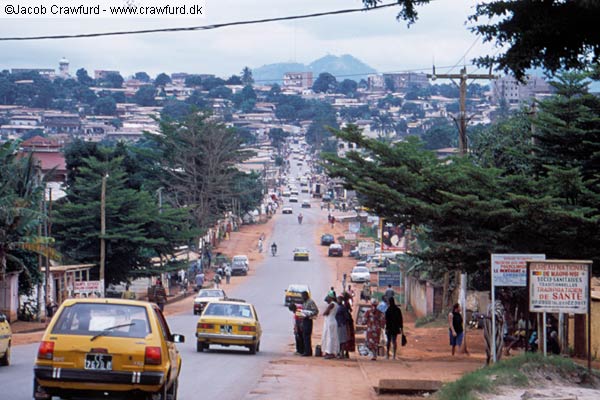 Cameroon-Yaounde-desk