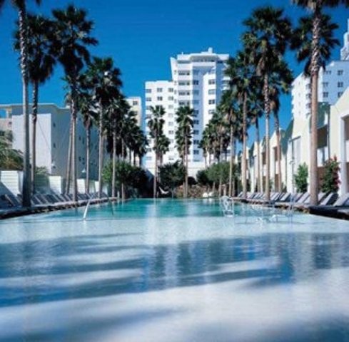   Miami)   Miami_hotel.jpg