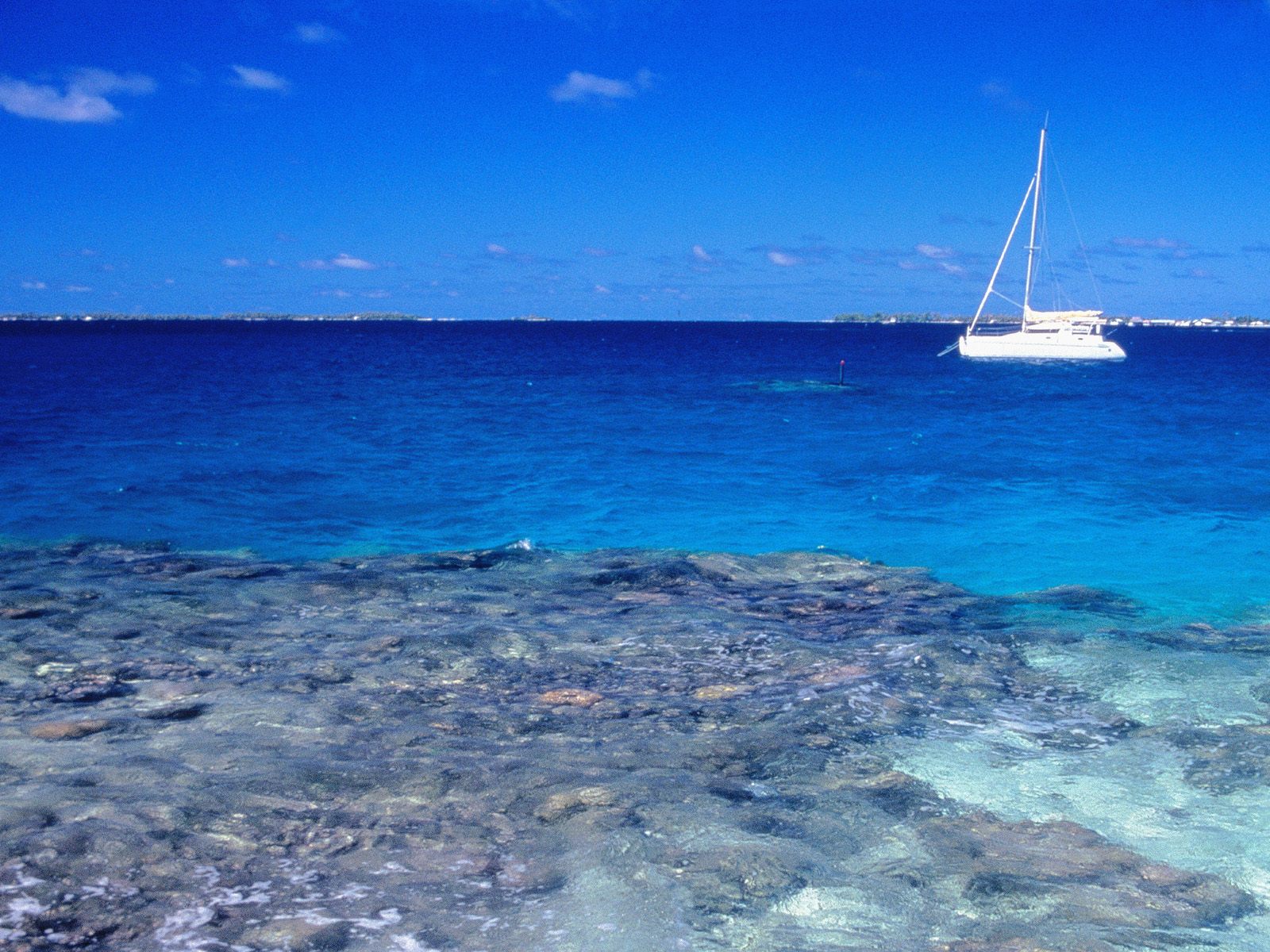 Easy Sailing Manihi Tahiti