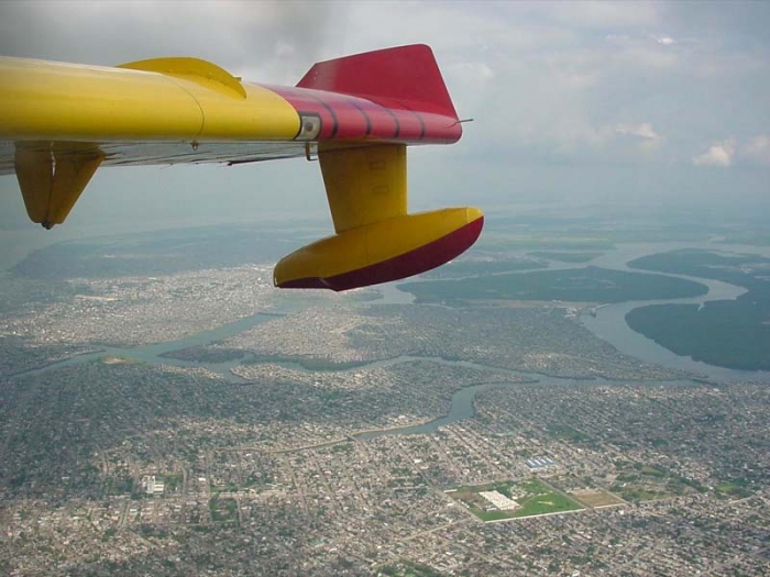 guayaquil plane