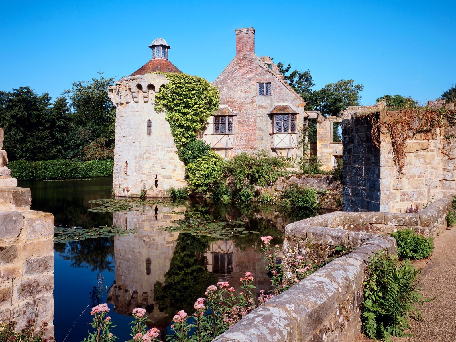 Scotney Castle Kent England 1